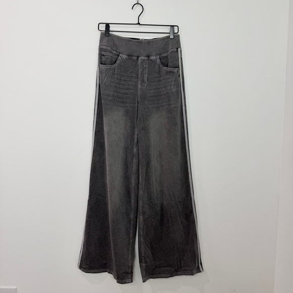 Halara Flex High Waisted Stripe Wide Leg Flowy Washed Casual Jeans Pockets M - Picture 2 of 7